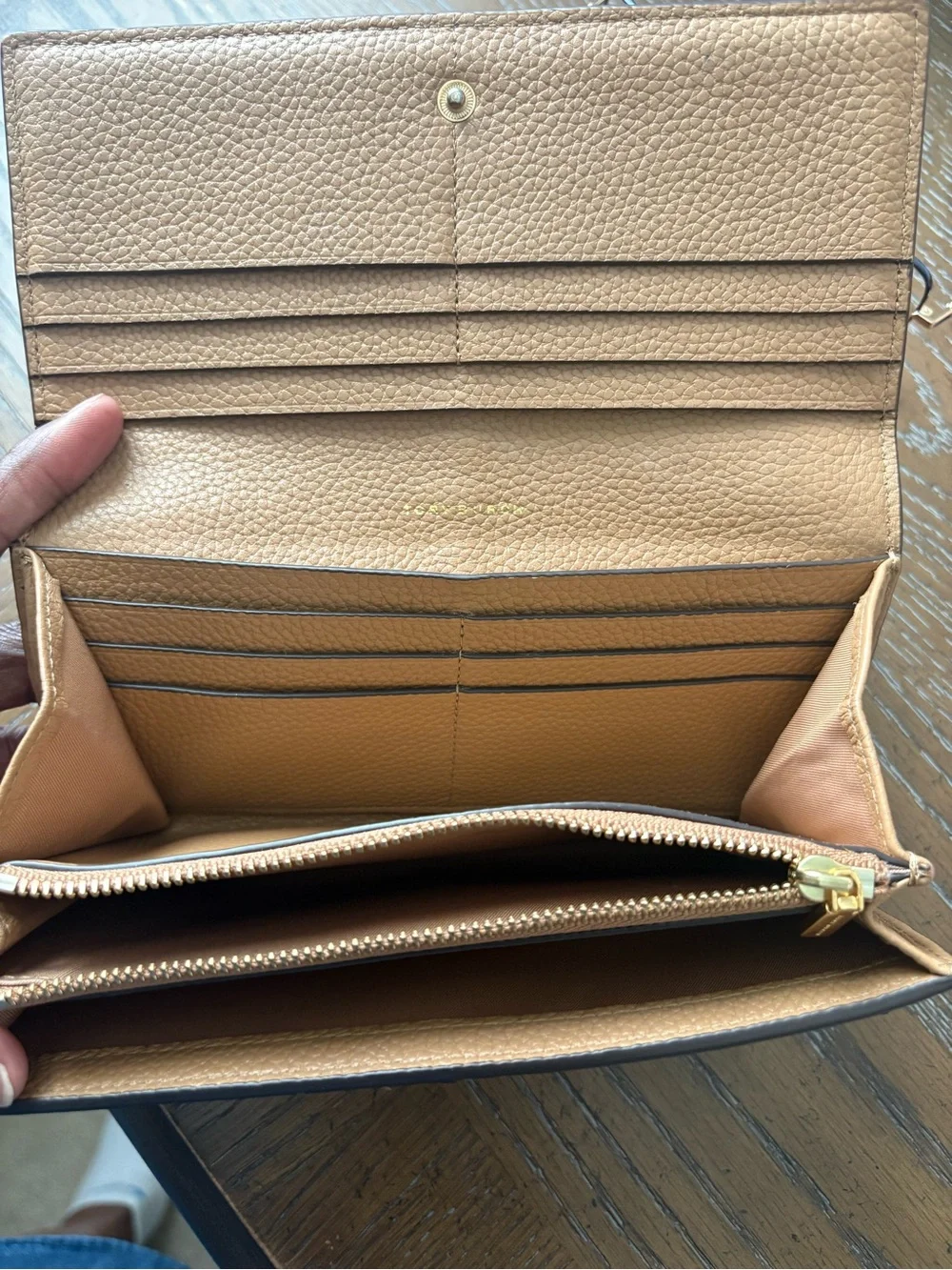Tory Burch Beige/Tan Leather Continental Wallet